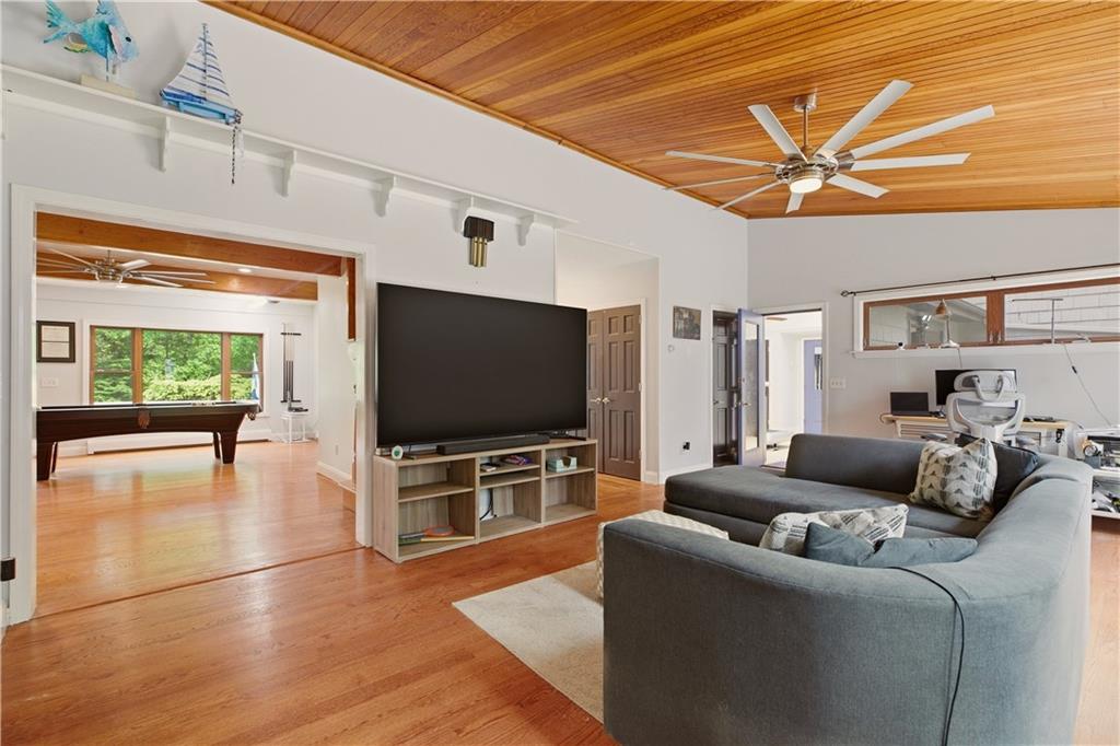 5 Buoy Street Property Photo 6