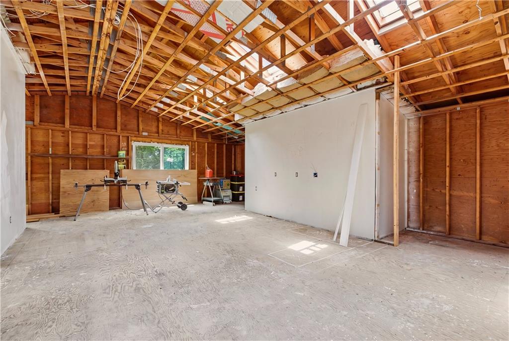 5 Buoy Street Property Photo 19