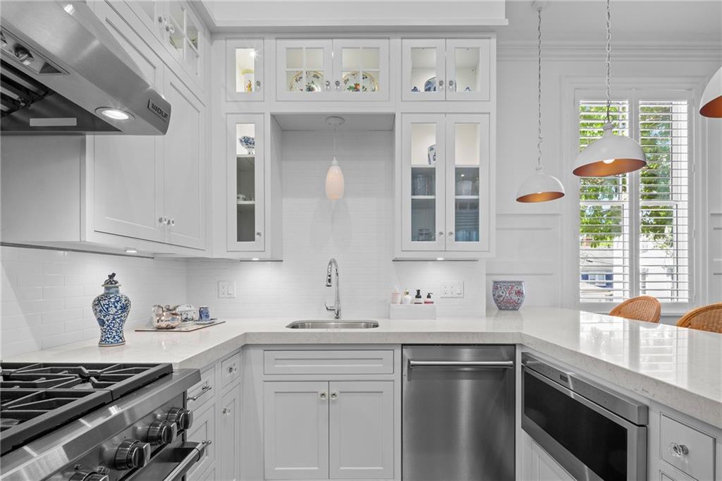 50 School Street Unit 1 Property Photo 16
