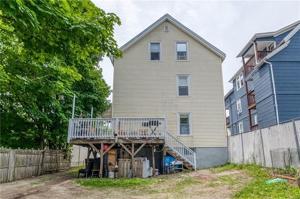 32 Vine Street Property Photo 7