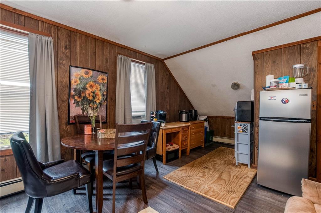 32 Vine Street Property Photo 24