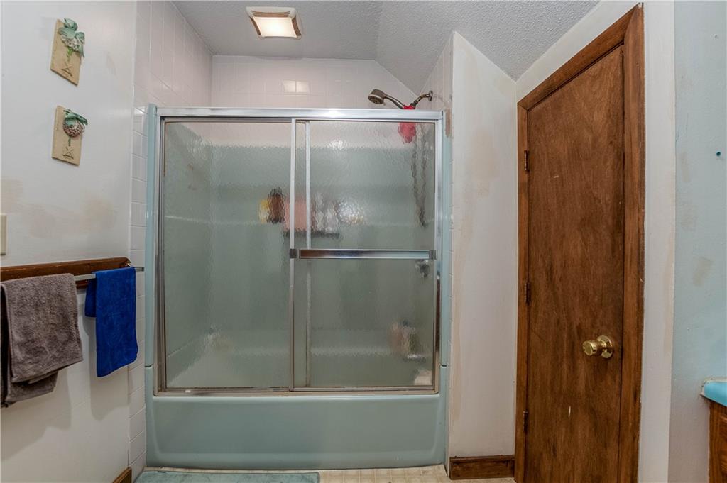 32 Vine Street Property Photo 27