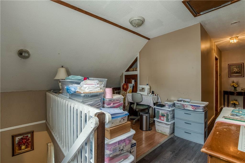 32 Vine Street Property Photo 28