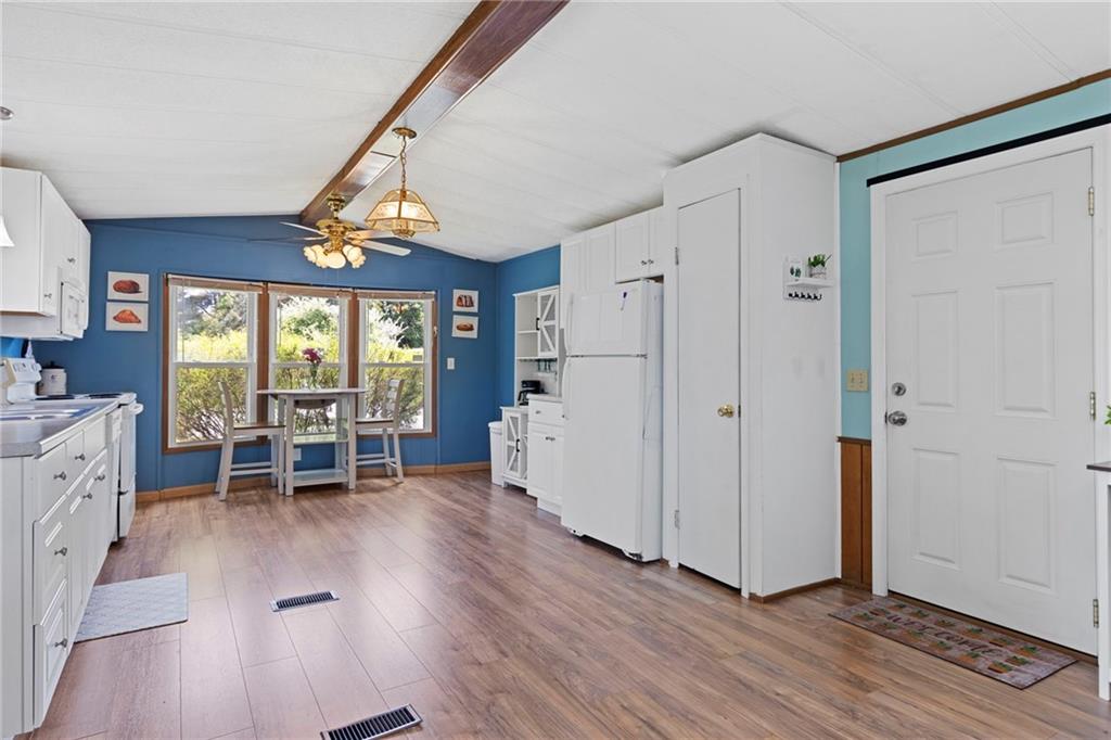 45 Wright Way Property Photo 17