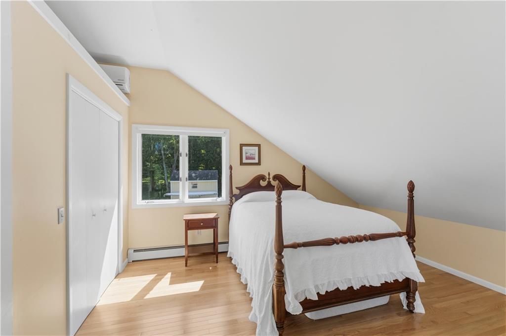 38 Gondola Avenue Property Photo 36