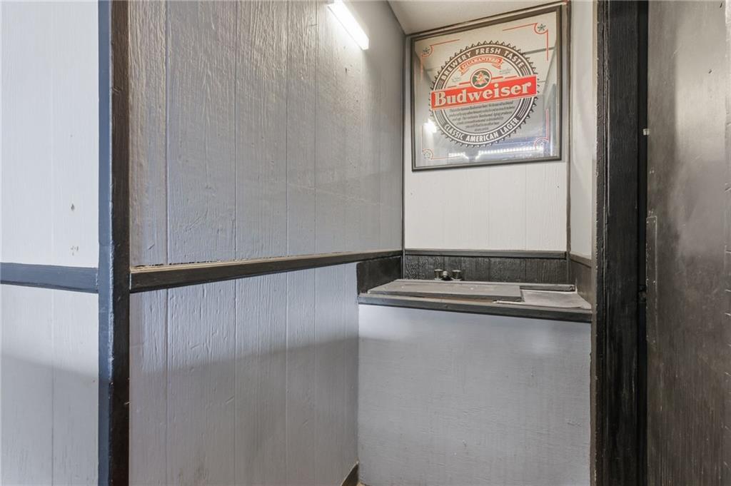 354 Tiogue Avenue Property Photo 10