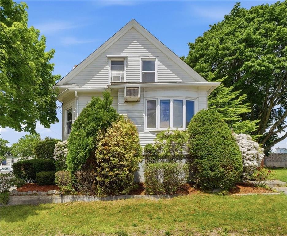 123 Oxford Street Property Photo 1