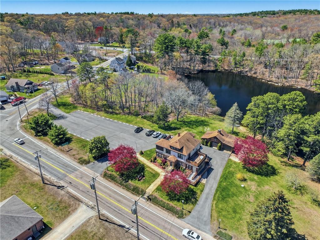 1496 Victory Highway Property Photo 12