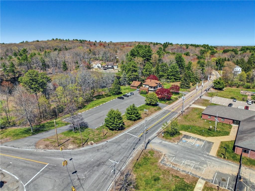 1496 Victory Highway Property Photo 13