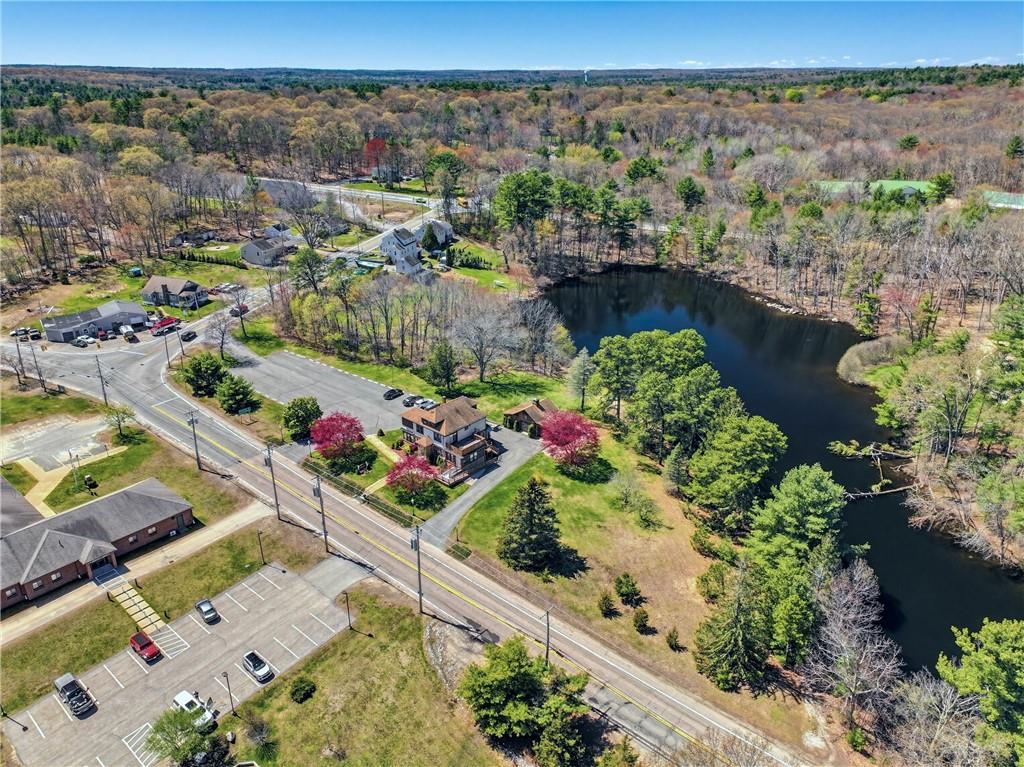 1496 Victory Highway Property Photo 14