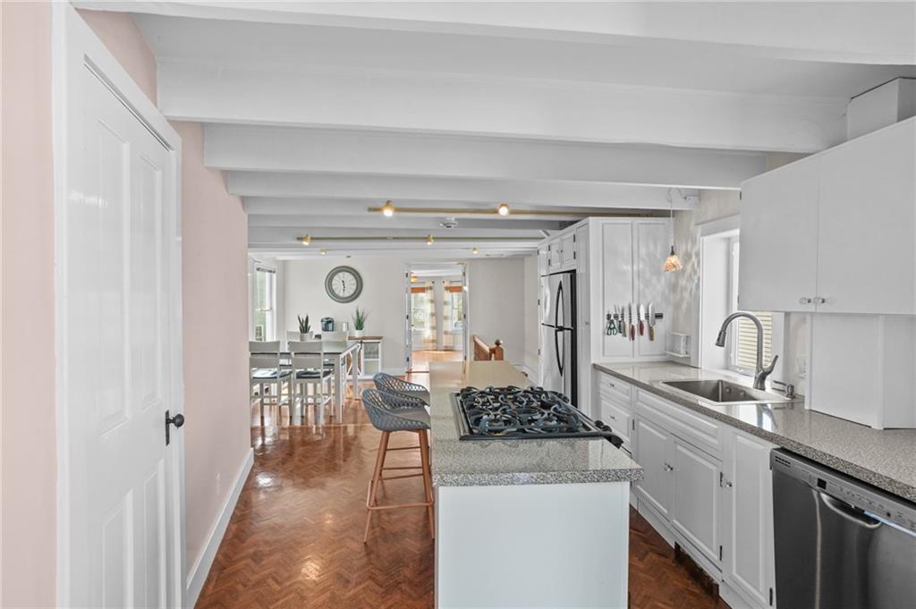 26 Franklin Street Property Photo 10