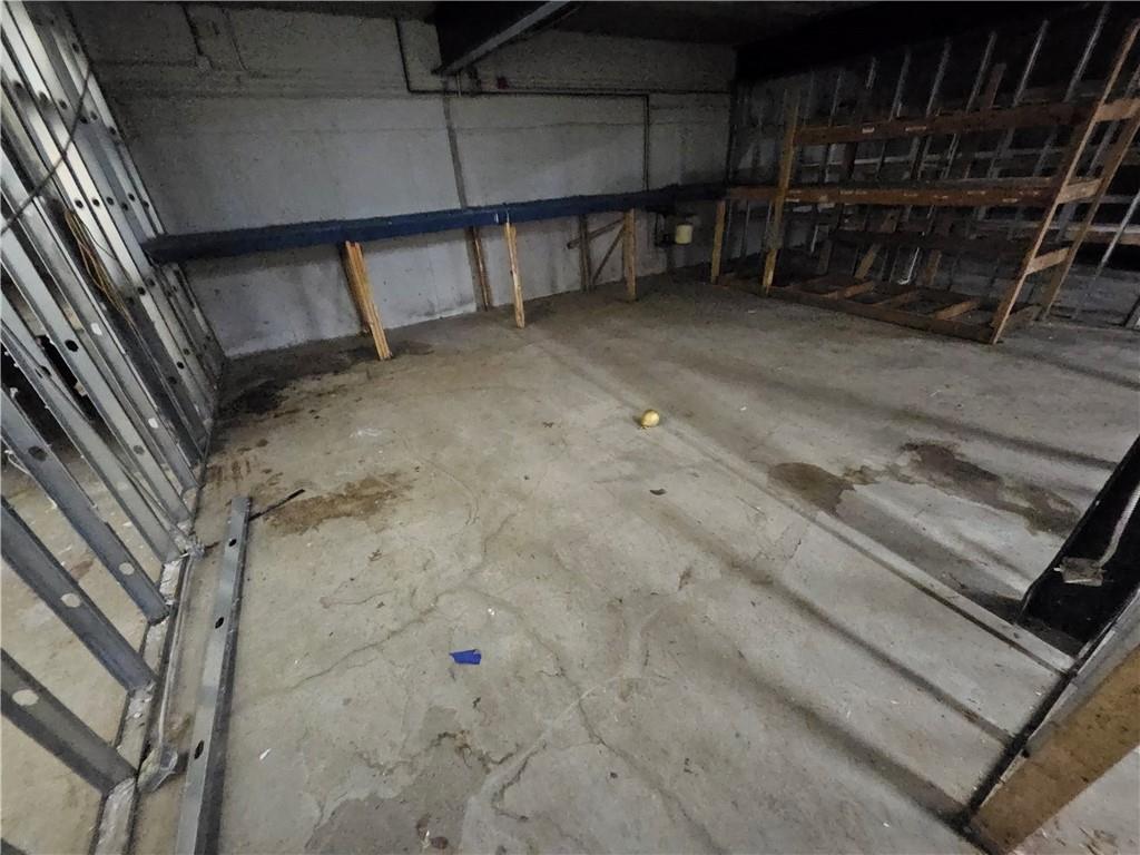 1135 Charles Street Property Photo 19