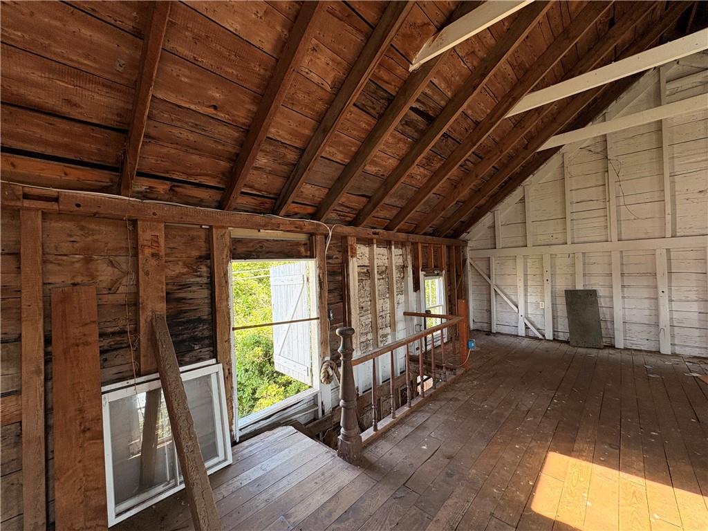 838 Center Road Property Photo 28