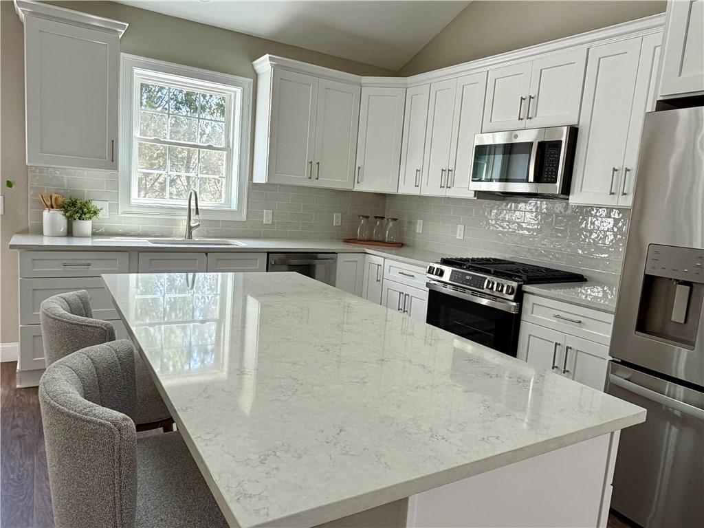 11 Fieldstone Way Unit 11 Property Photo 3