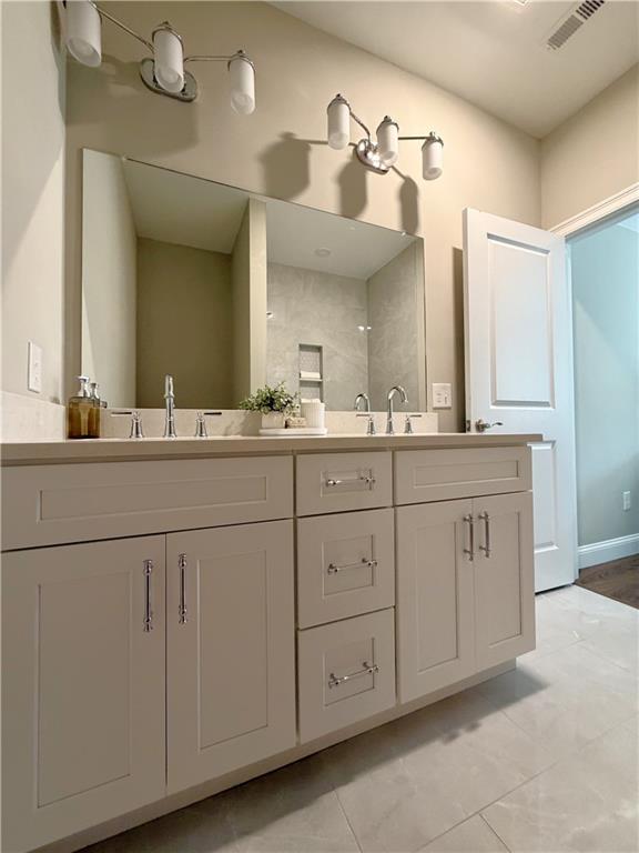11 Fieldstone Way Unit 11 Property Photo 7