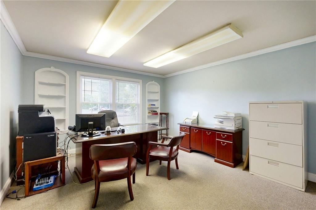 873 Warwick Avenue Property Photo 13