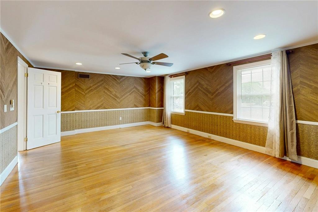 873 Warwick Avenue Property Photo 33