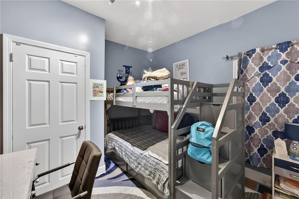 15 Armington Avenue Property Photo 11