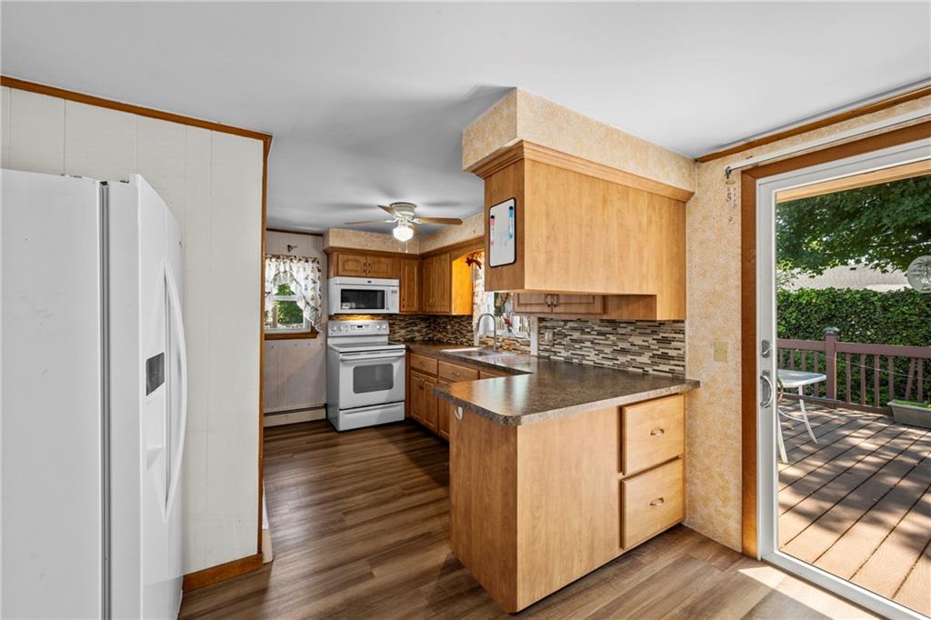 105 Walmer Avenue Property Photo 7