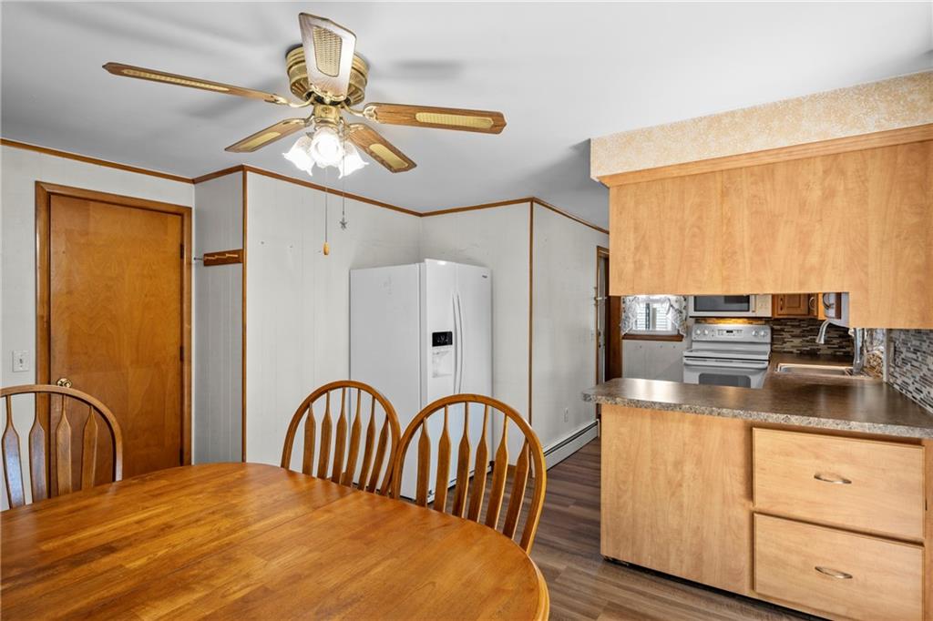 105 Walmer Avenue Property Photo 8
