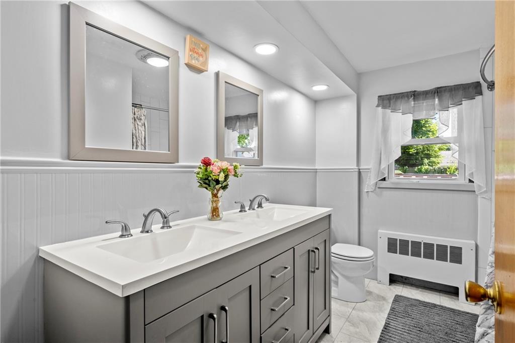 105 Walmer Avenue Property Photo 13