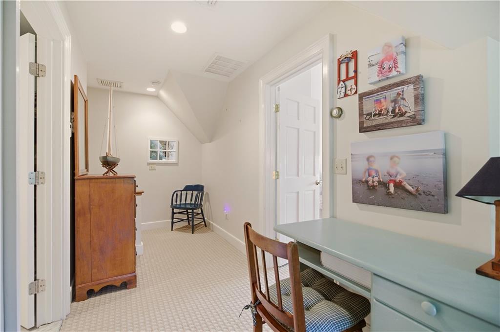 158 Narragansett Avenue Unit I Property Photo 21