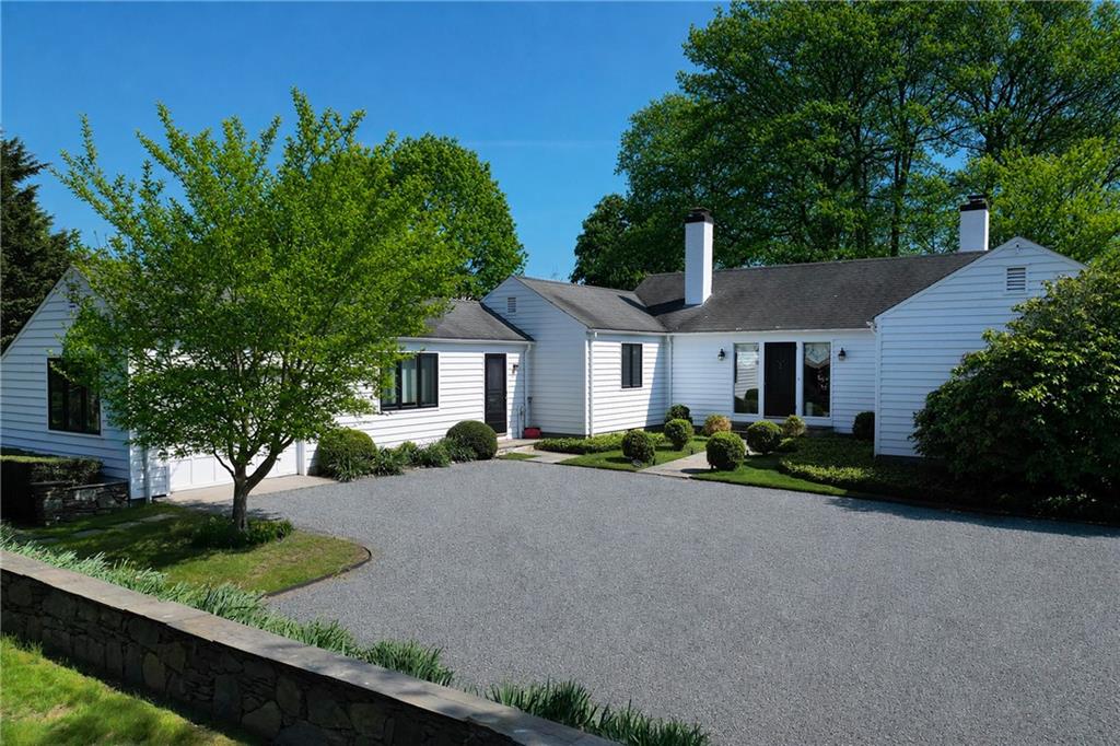 18 Ledge Road Property Photo 1