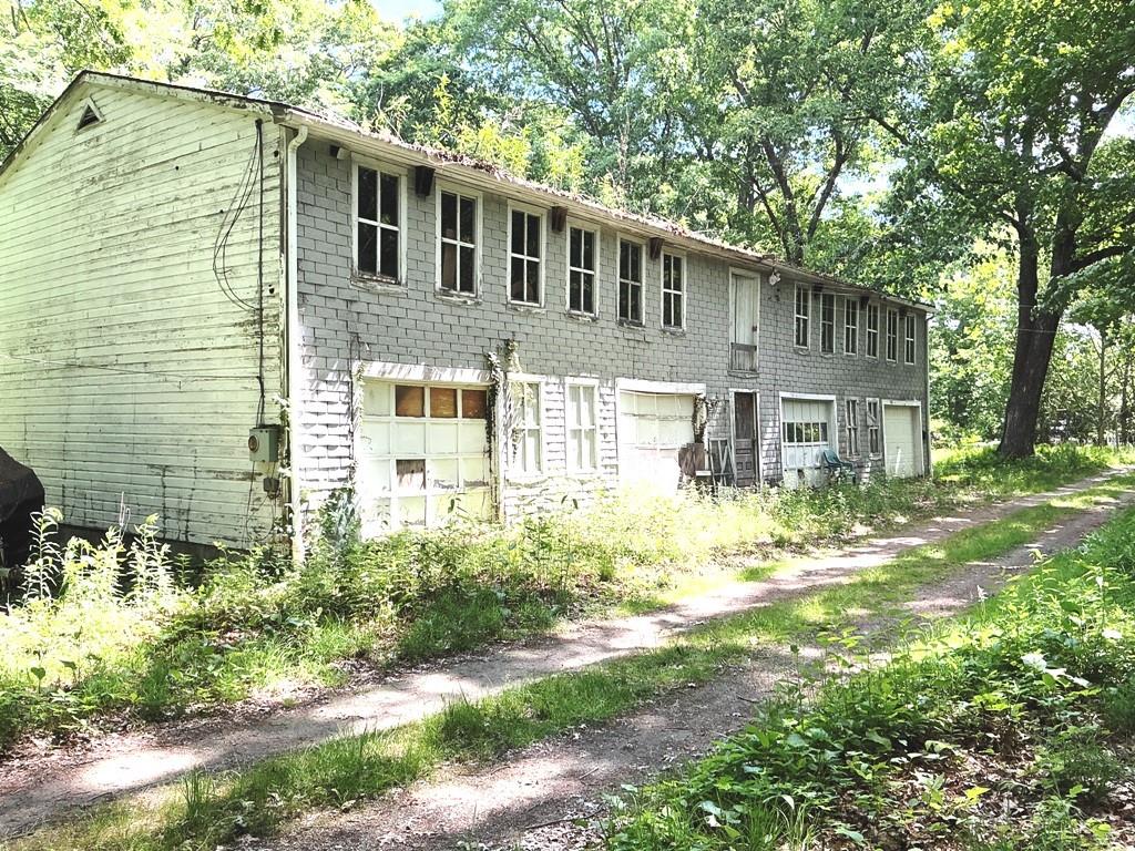 339 Anglewood Drive Property Photo 8