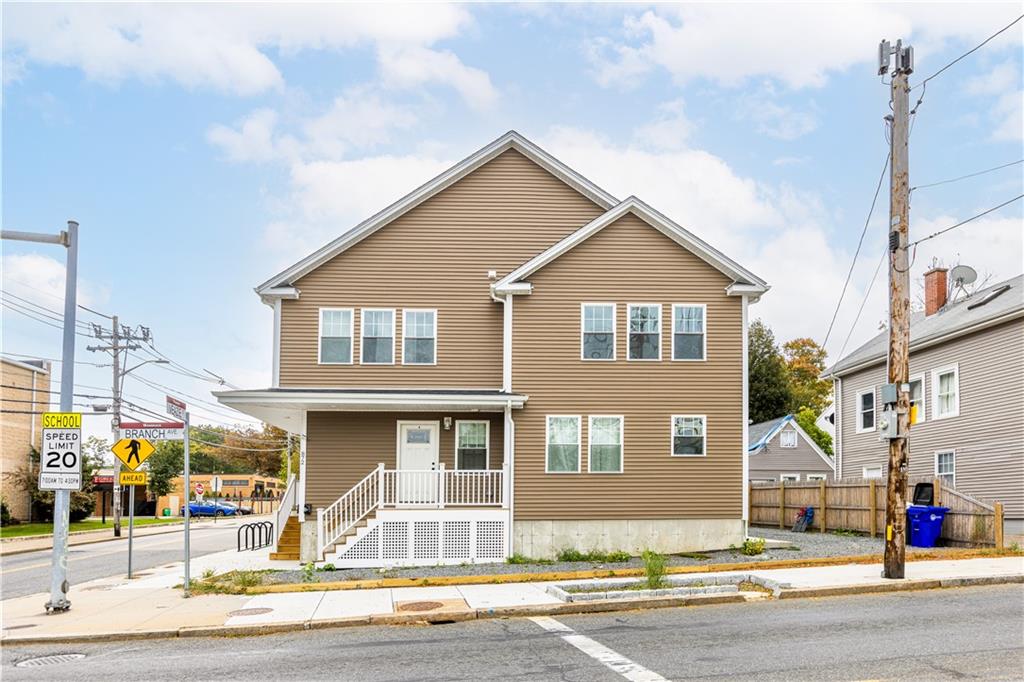 872 Branch Avenue Property Photo 4