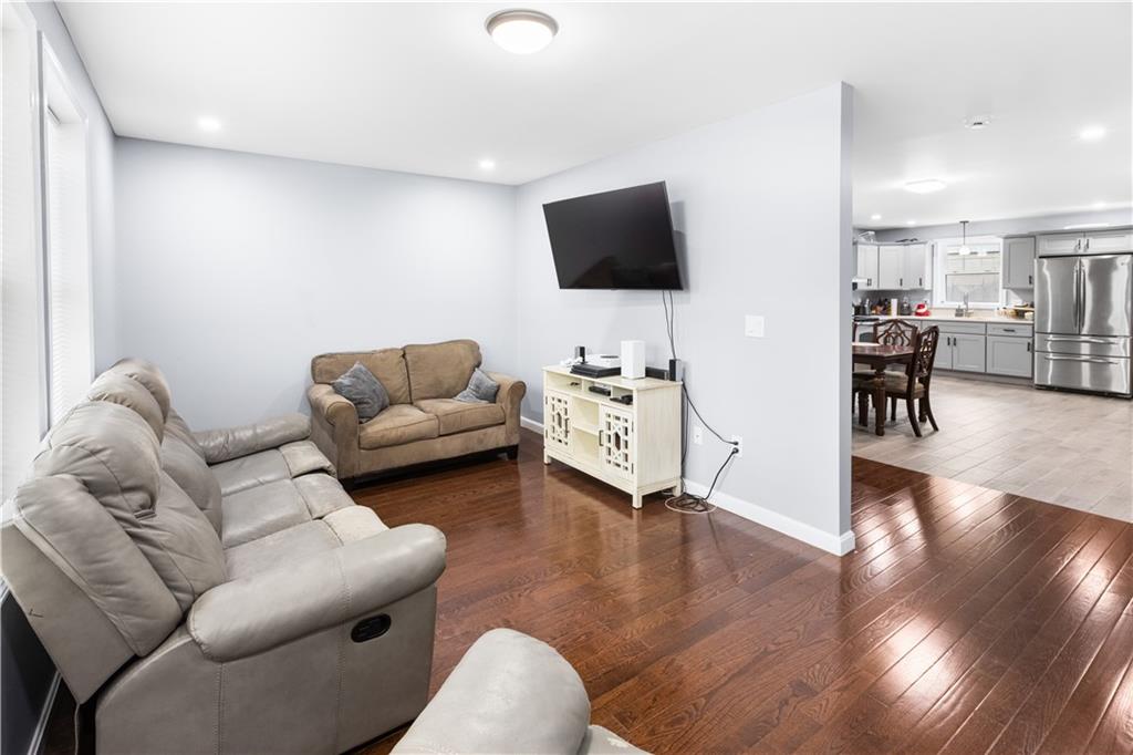872 Branch Avenue Property Photo 12