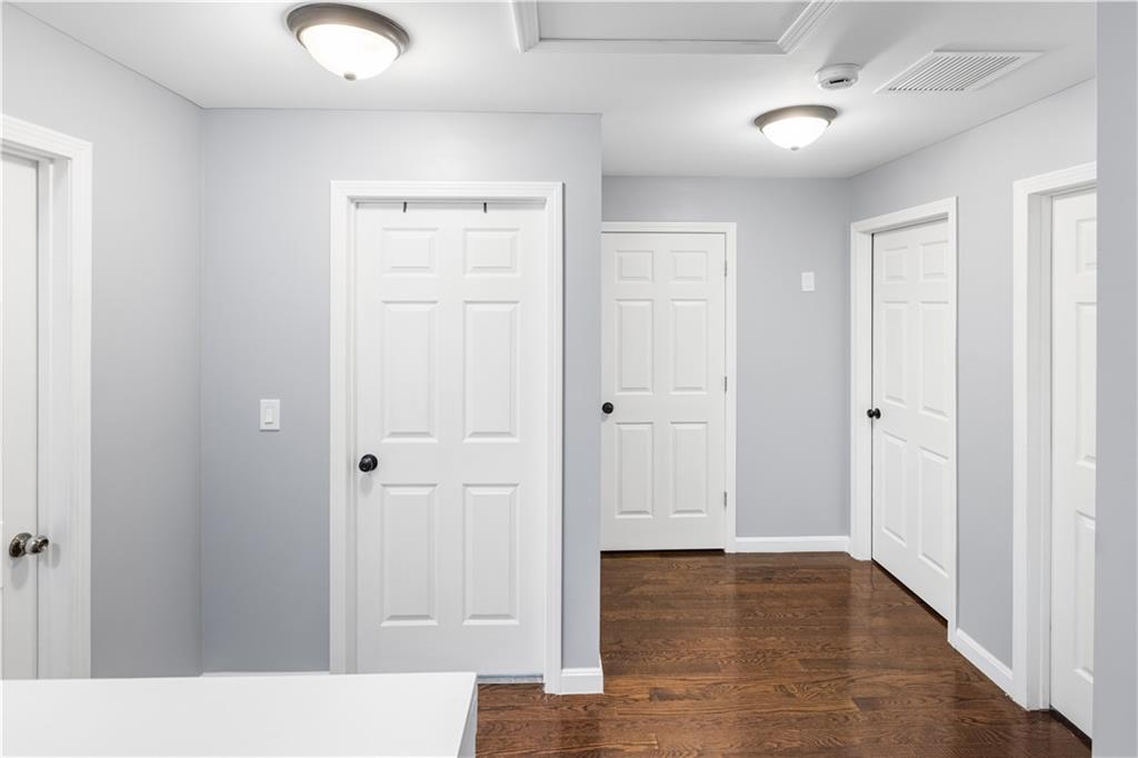 872 Branch Avenue Property Photo 19