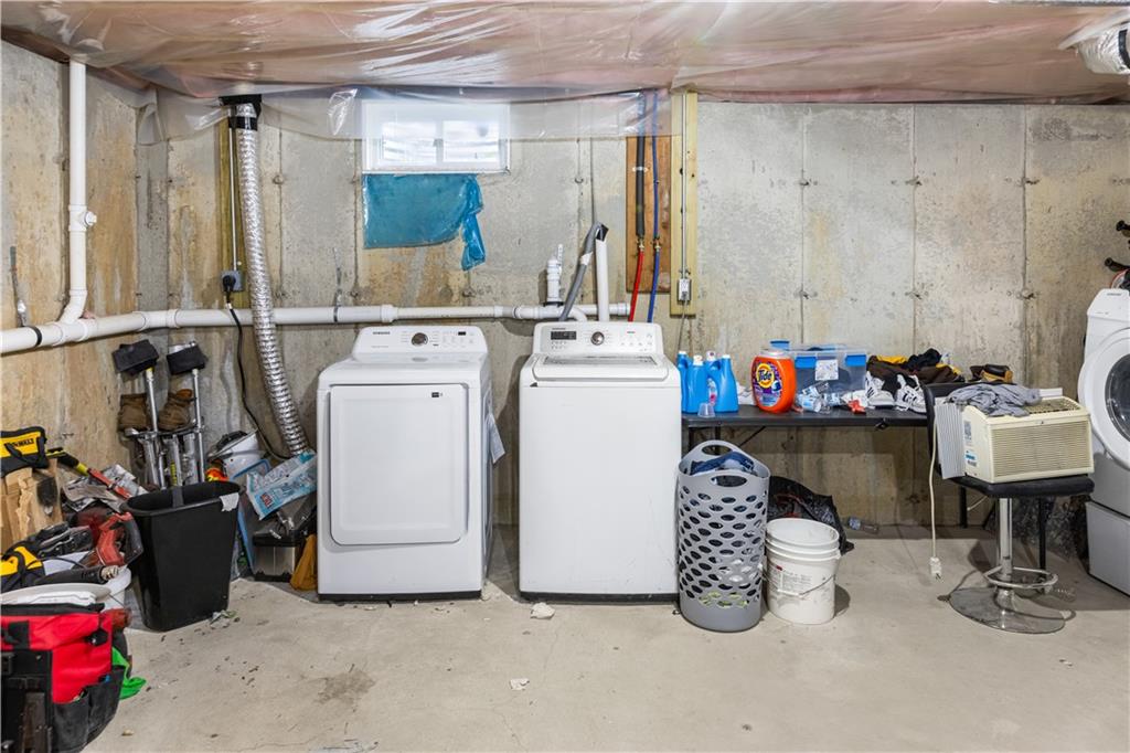 872 Branch Avenue Property Photo 29