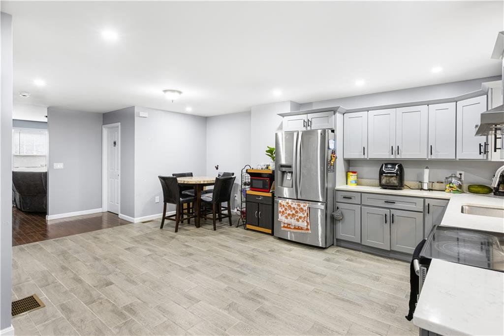 872 Branch Avenue Property Photo 30