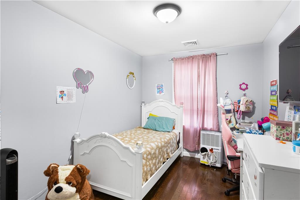 872 Branch Avenue Property Photo 37