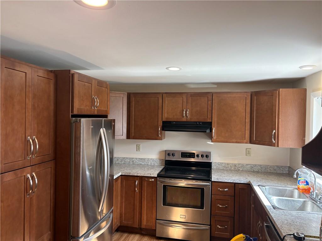 644 Elm Street Property Photo 5