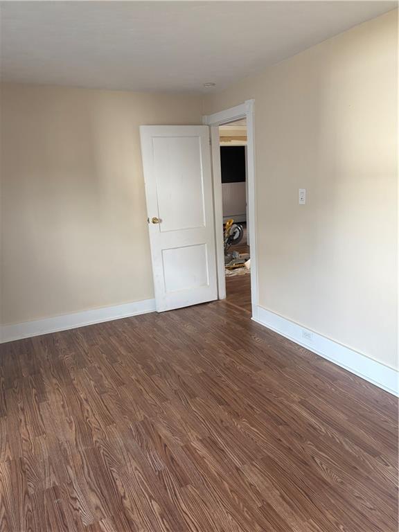 644 Elm Street Property Photo 9