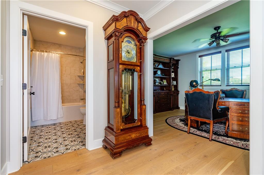 15 Castle Street Unit 9 Property Photo 26