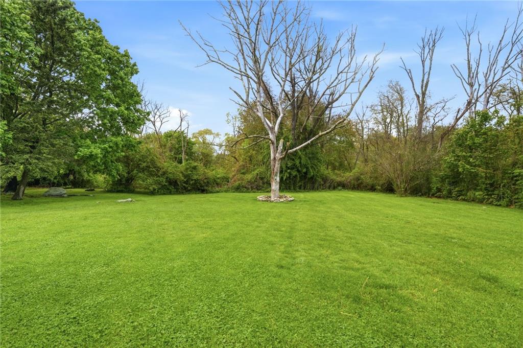 36 Ledward Avenue Property Photo 15
