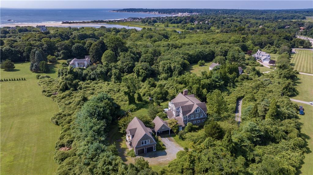 365 Boston Neck Road Property Photo 5