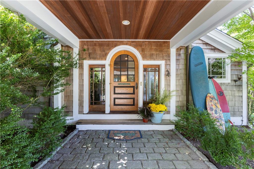 365 Boston Neck Road Property Photo 6