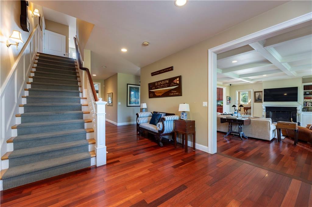 365 Boston Neck Road Property Photo 10