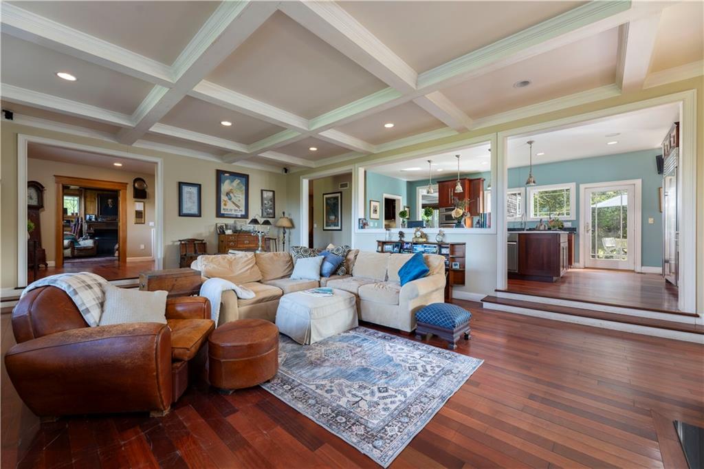 365 Boston Neck Road Property Photo 12