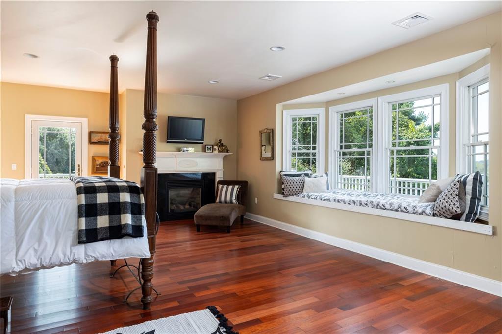365 Boston Neck Road Property Photo 32