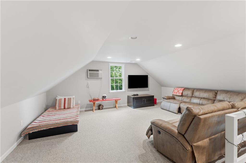 198 Poppasquash Road Property Photo 47