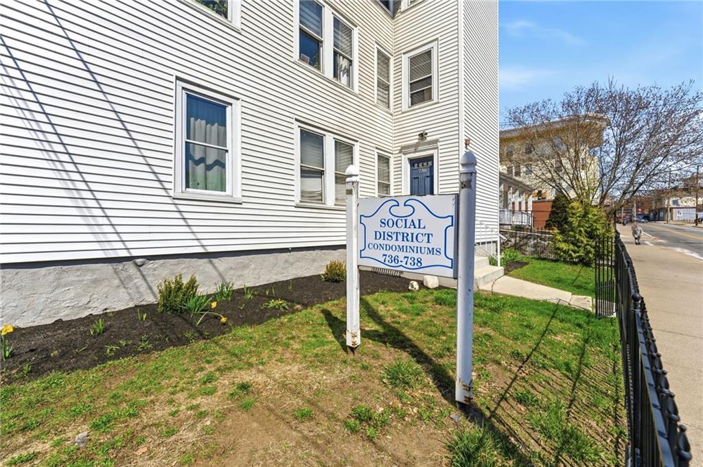 736 Social Street Unit 1r Property Photo 26