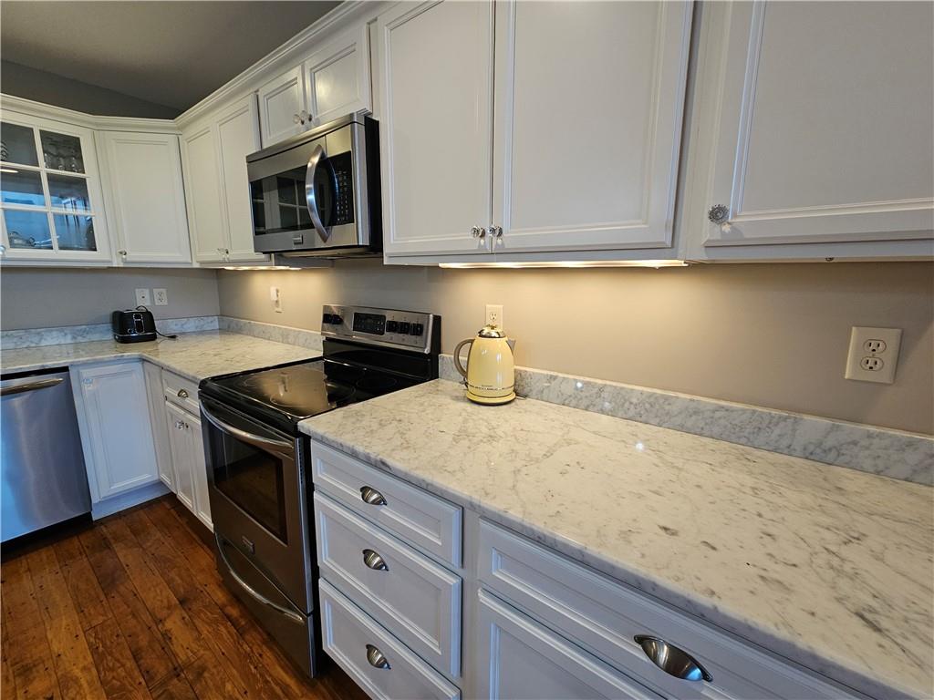 1 Tupperware Drive Unit 329 Property Photo 6