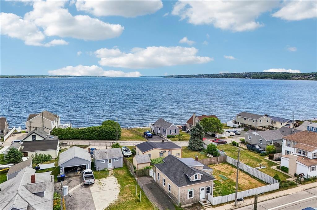479 Park Avenue Property Photo 3