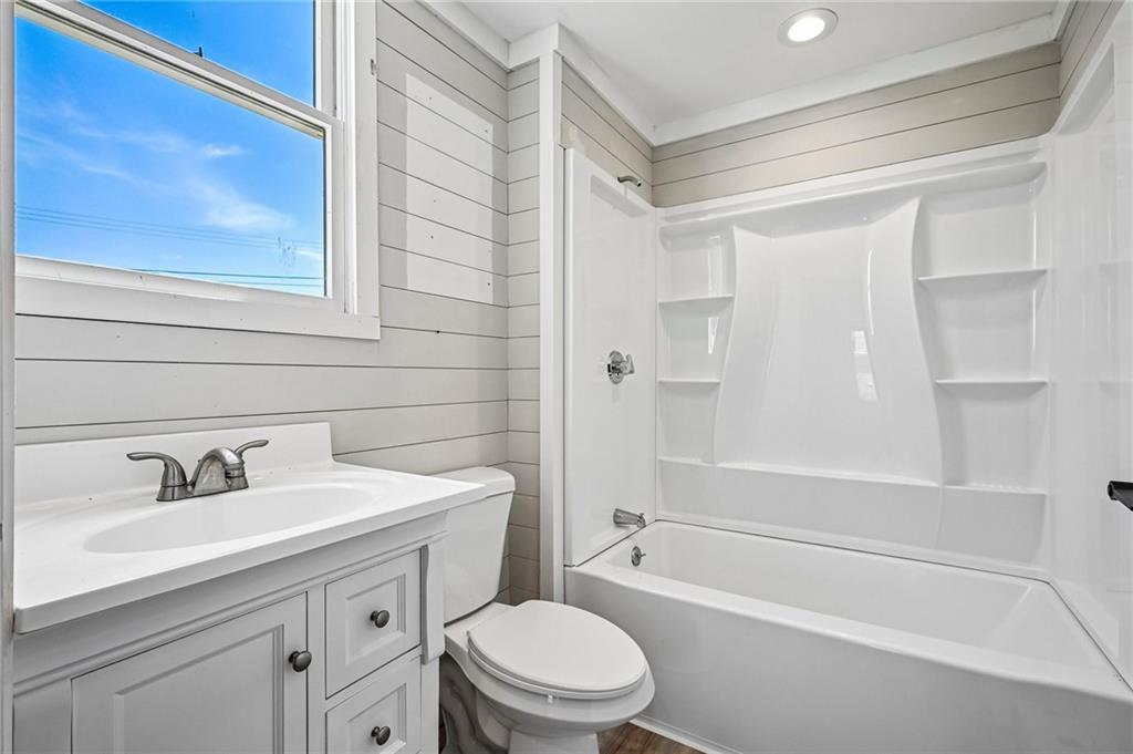 479 Park Avenue Property Photo 21