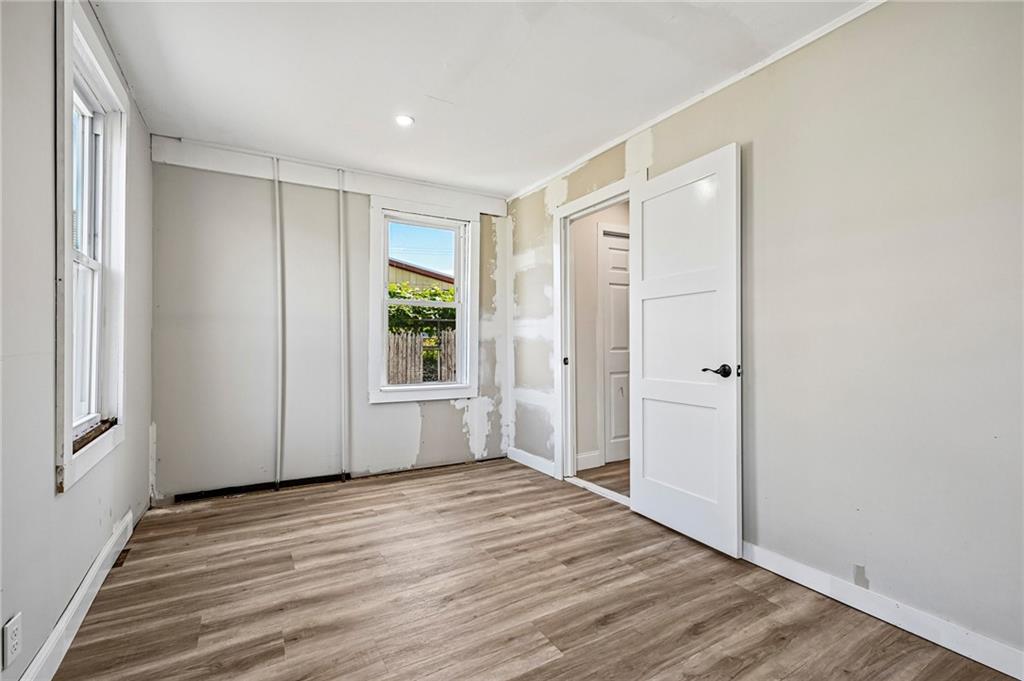 479 Park Avenue Property Photo 22