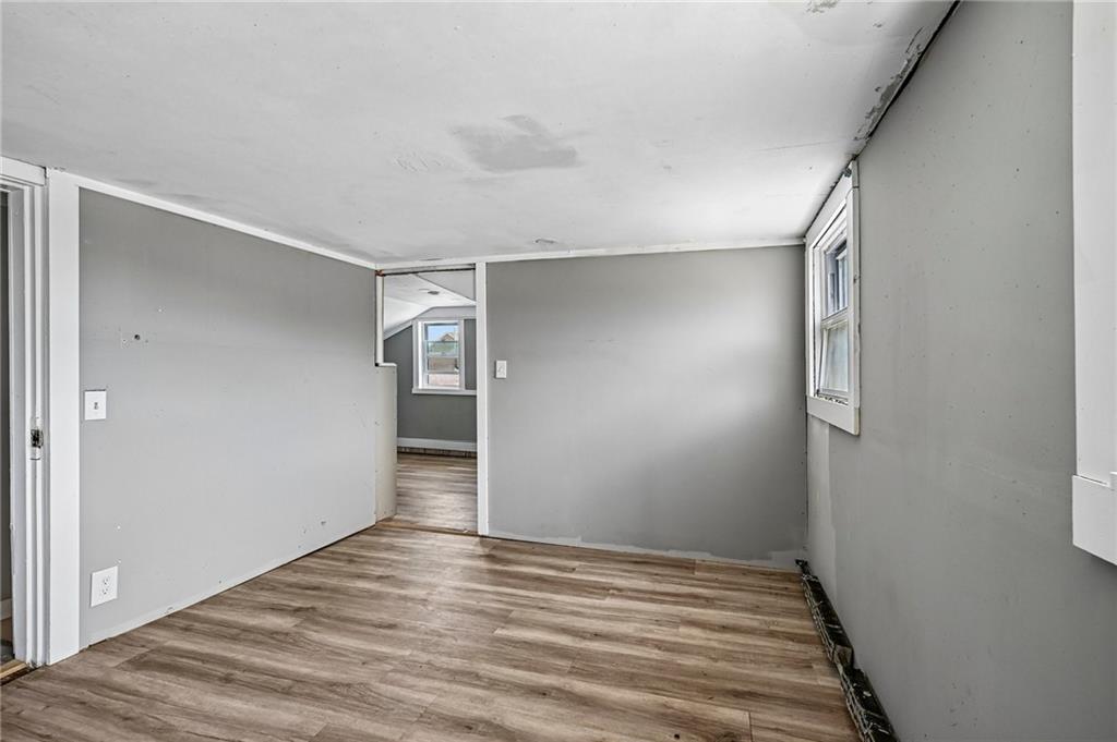 479 Park Avenue Property Photo 24